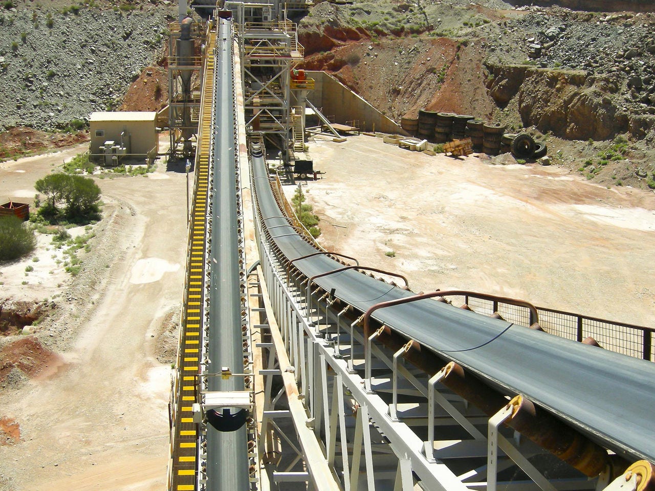 Gold mining process plant