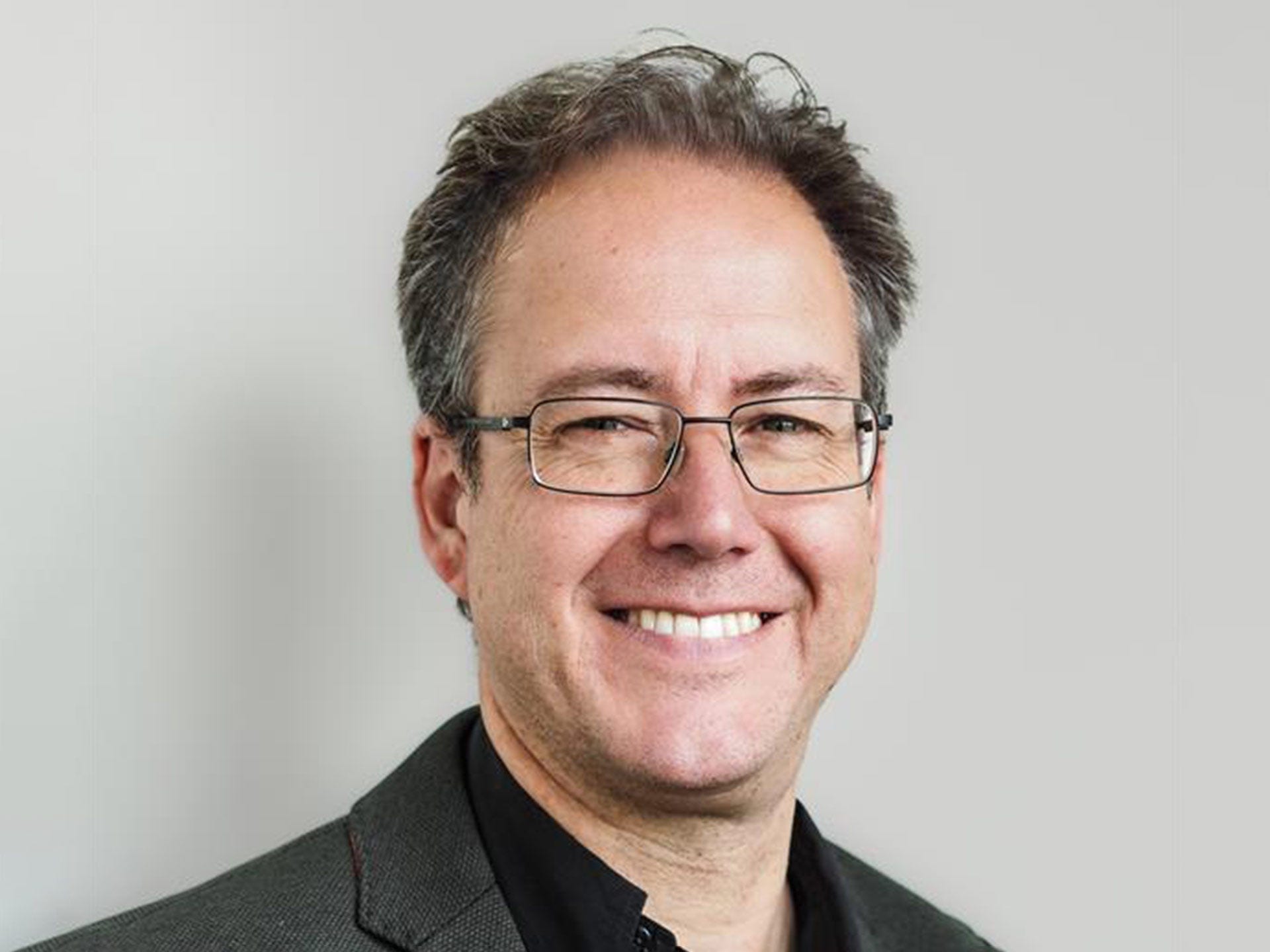 Associate Professor Luke Dollman