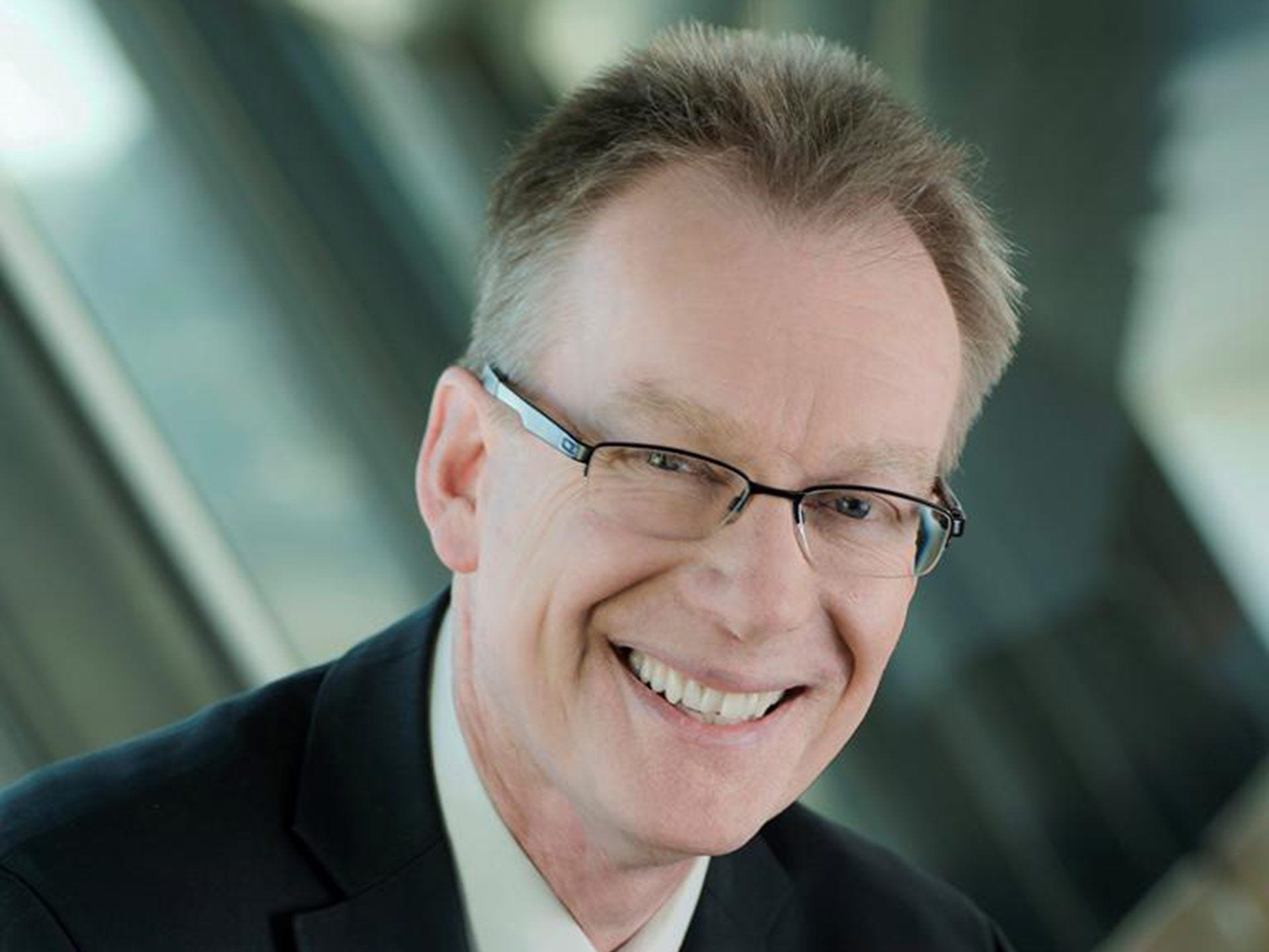 Professor Kurt Lushington