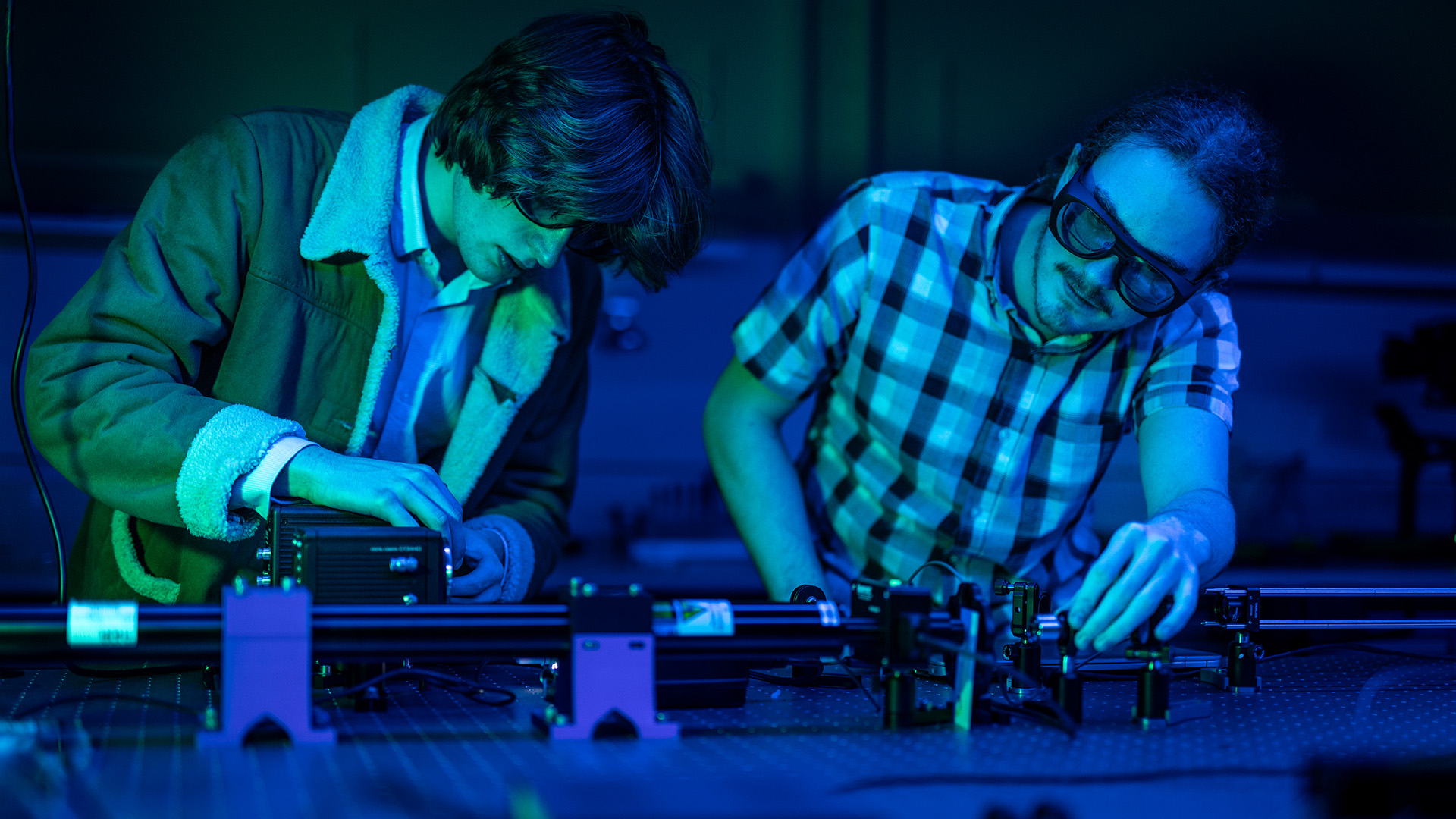 IPAS researchers in a lab