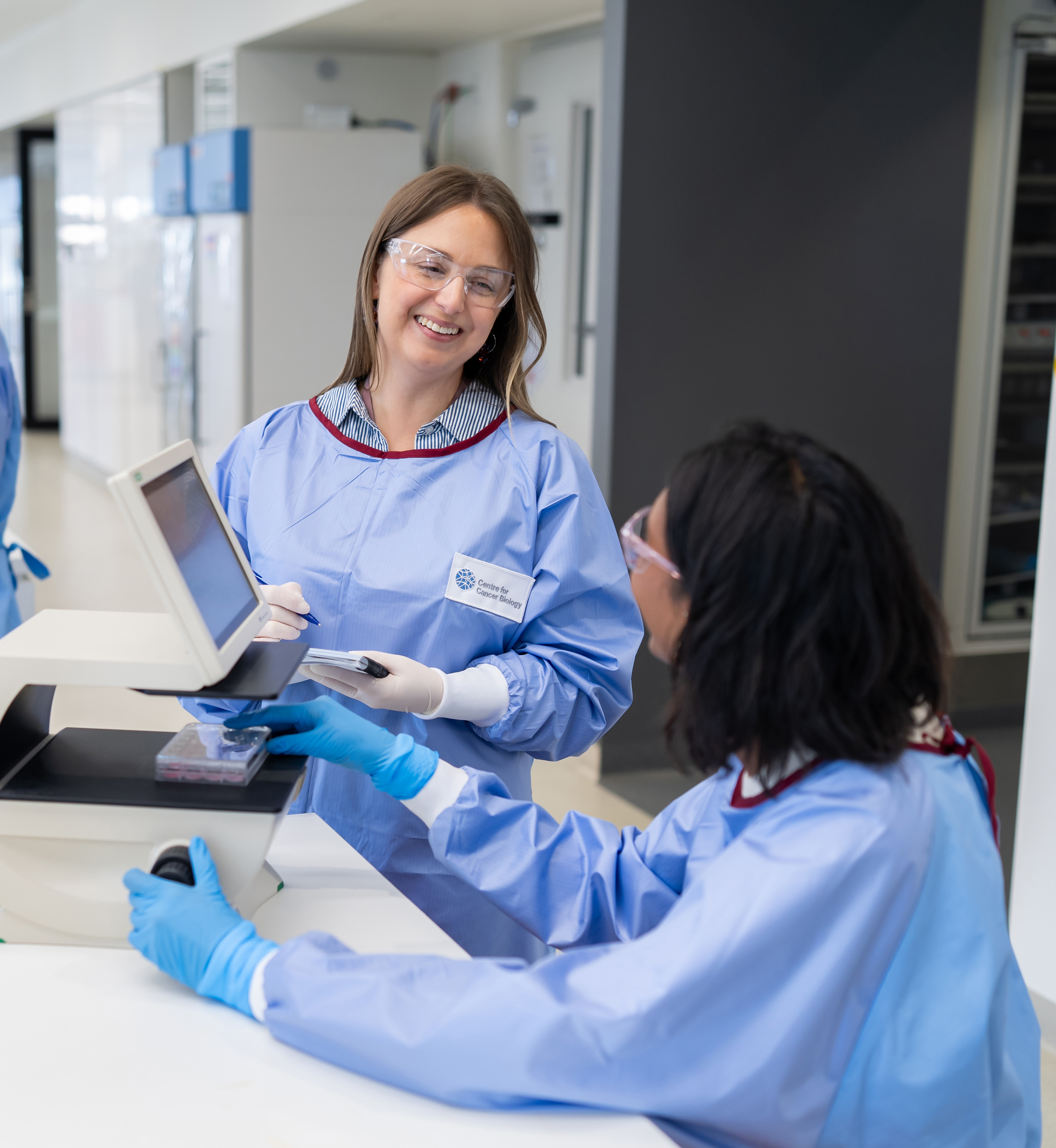 Two women in a computer lab